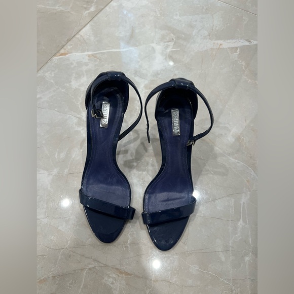 Schutz patent leather sandals size 7B - Picture 4 of 8